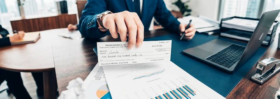 Cheque bounce case lawyer India